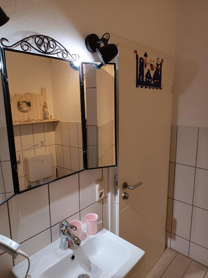 Ferien Wohnung -Leuchtturm Oldenswort Exterior foto